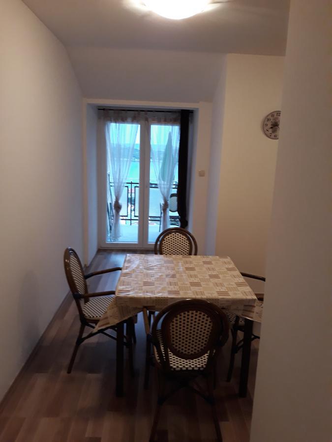 Apartment Rozalija Σίμπενικ Εξωτερικό φωτογραφία