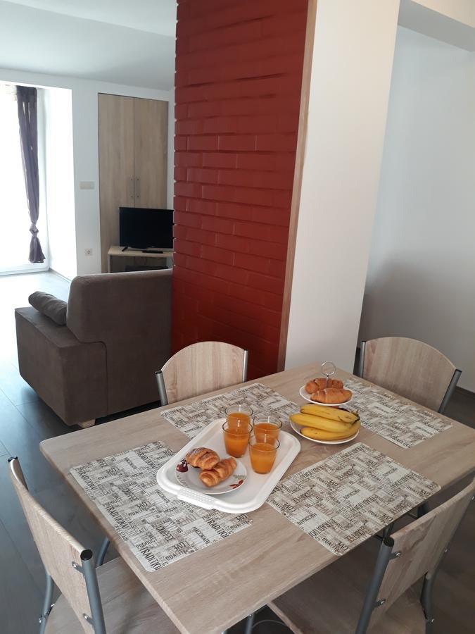 Apartment Rozalija Σίμπενικ Εξωτερικό φωτογραφία