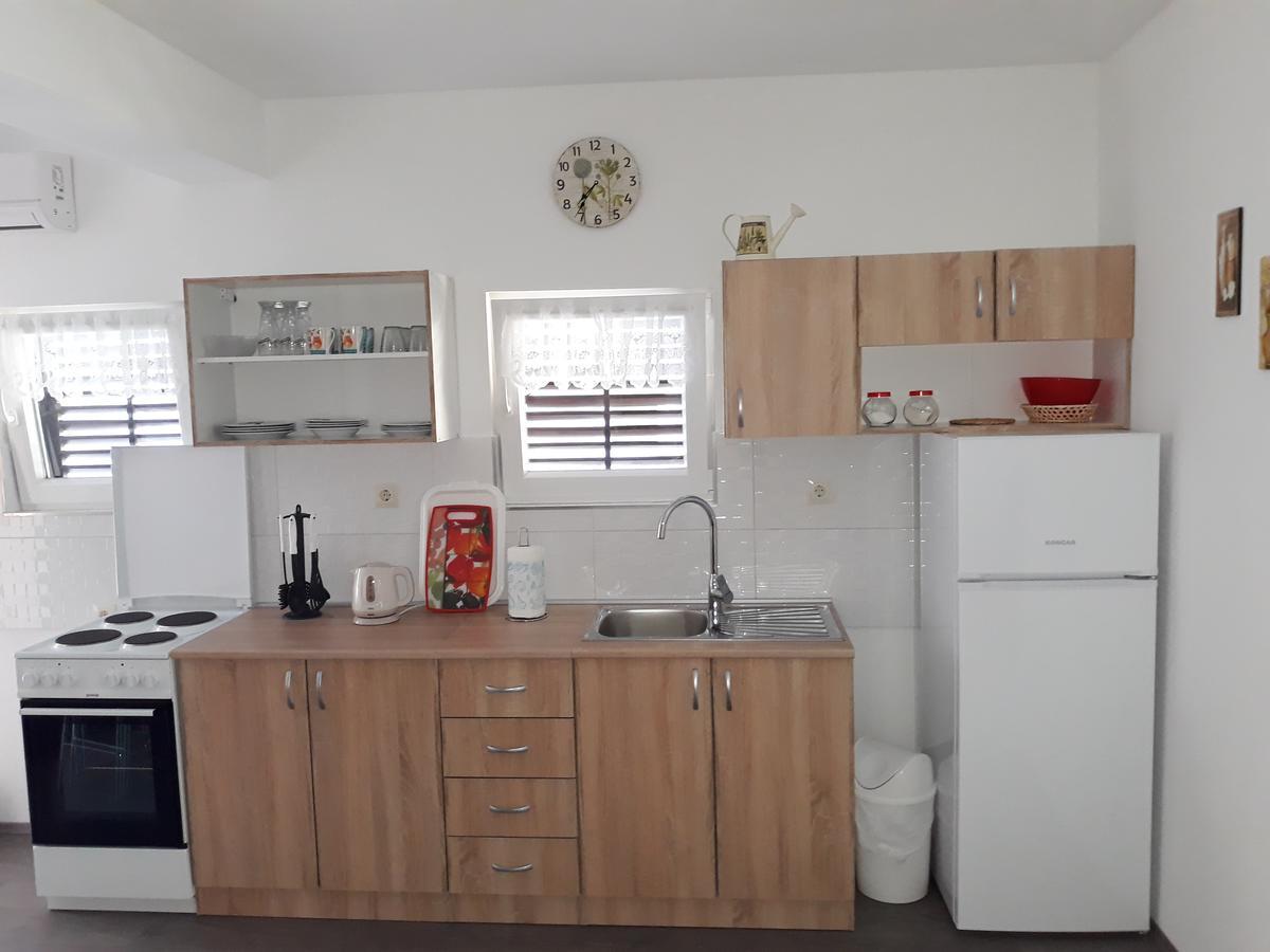 Apartment Rozalija Σίμπενικ Εξωτερικό φωτογραφία